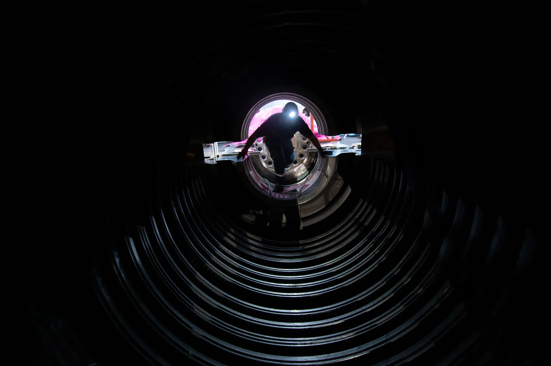 Techniciens EDF dans le bâtiment réacteur — Romain Beaumont